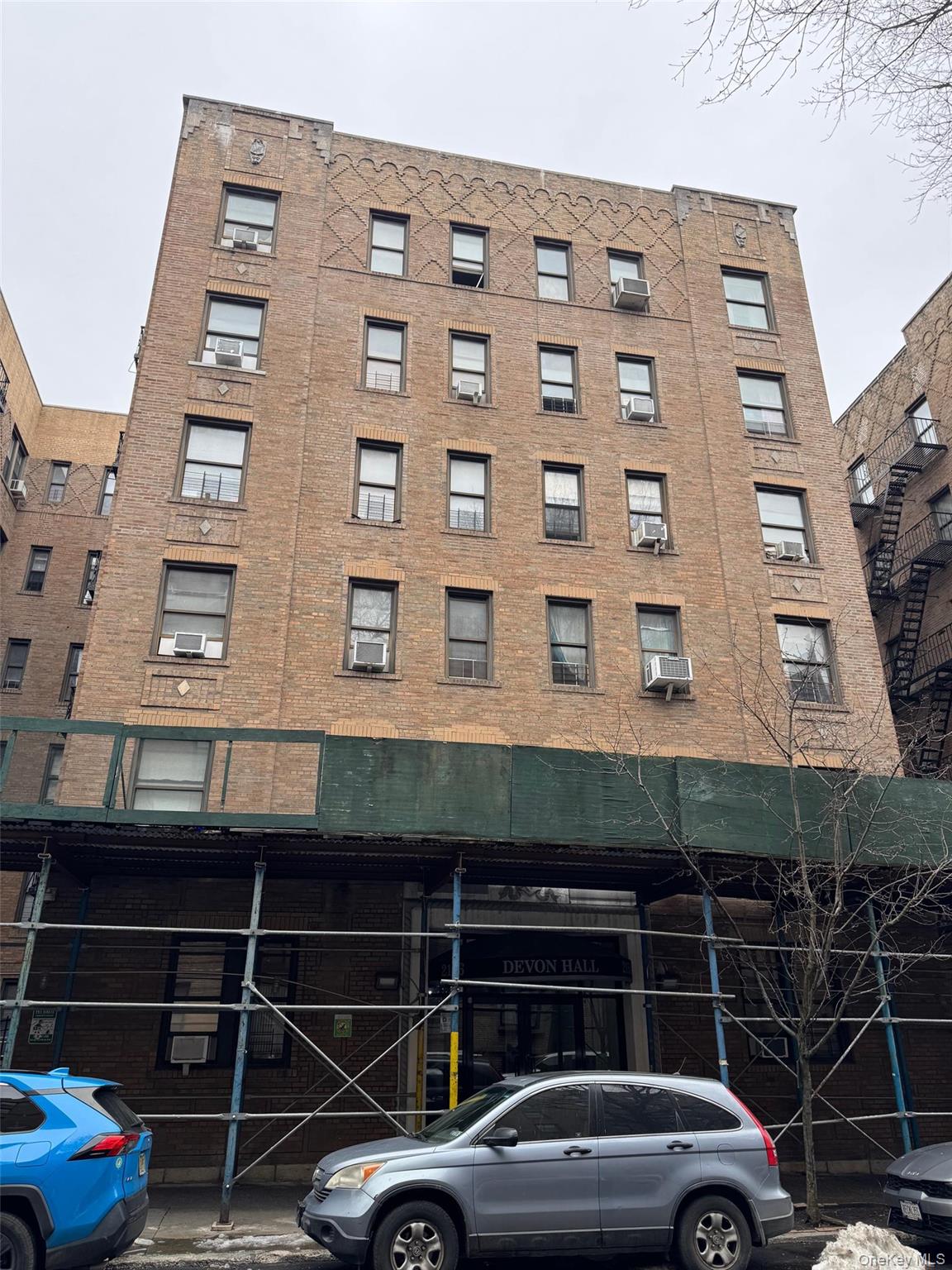 2156 Cruger Avenue Unit 3L, Bronx NY 10462