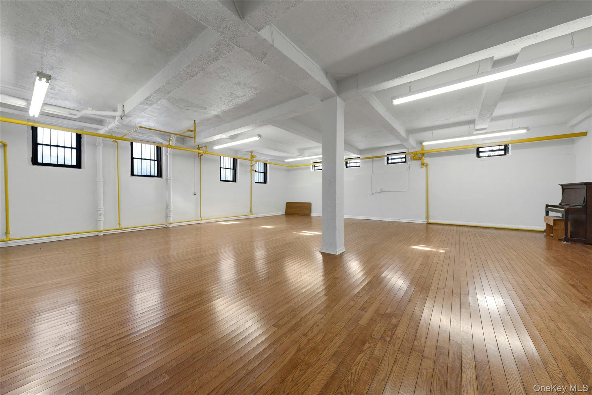 8451 Beverly Road Unit 1A 10 1U 2U 4N, Kew Gardens NY 11415