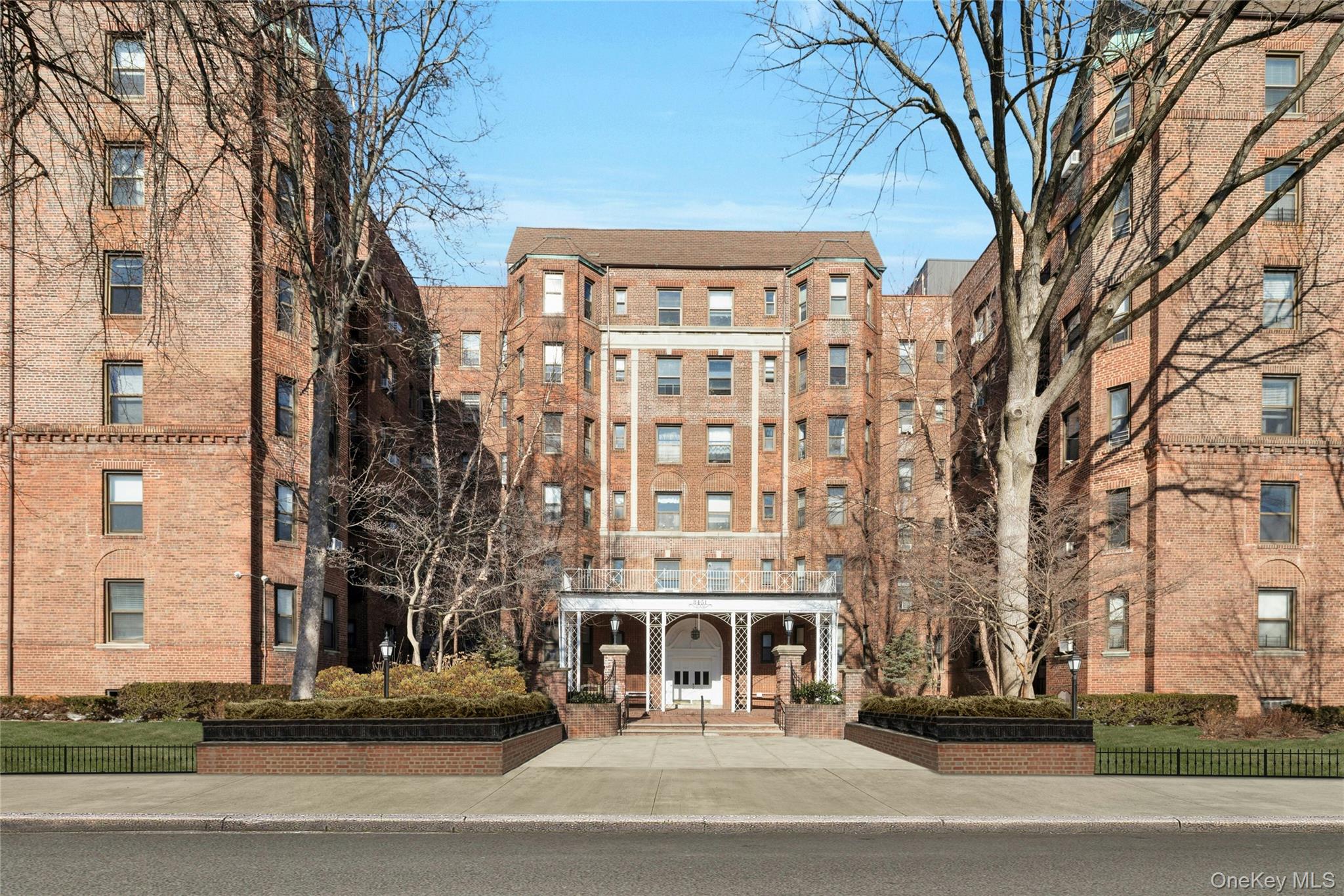 8451 Beverly Road Unit 1A 10 1U 2U 4N, Kew Gardens NY 11415