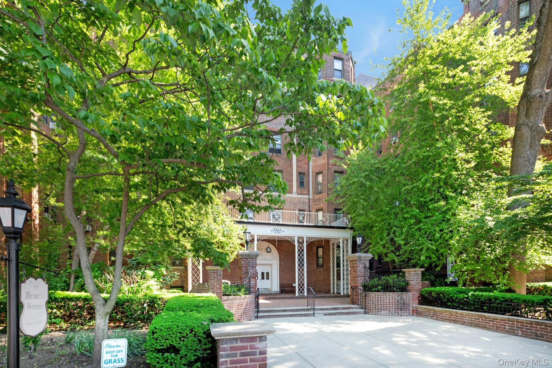 8451 Beverly Road Unit 1A 10 1U 2U 4N, Kew Gardens NY 11415