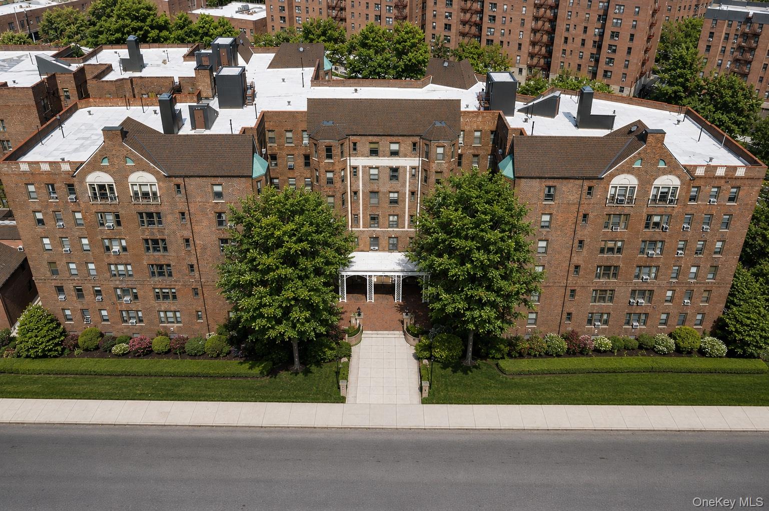8451 Beverly Road Unit 1A 10 1U 2U 4N, Kew Gardens NY 11415
