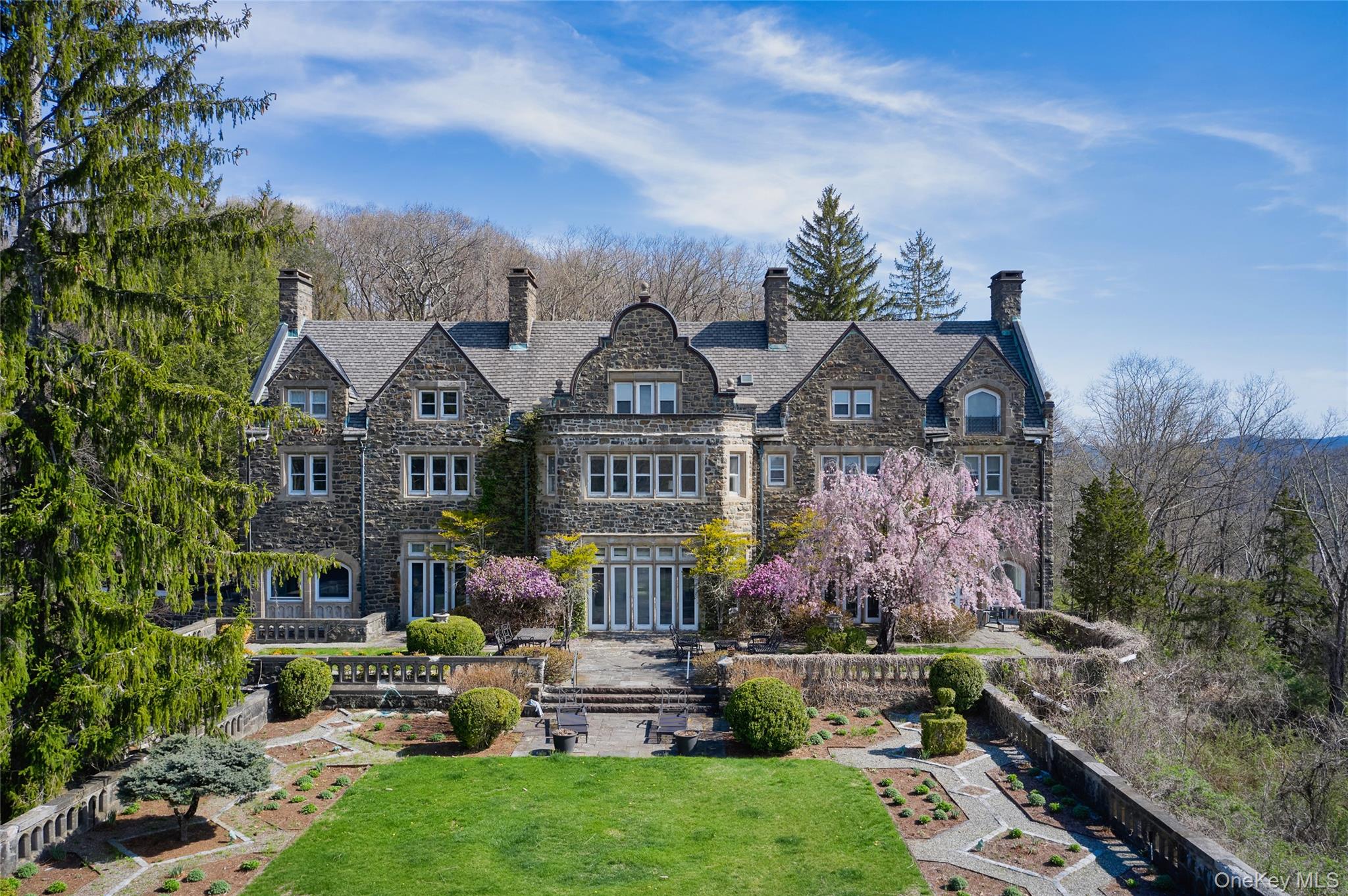 43 Ontio Road, Tuxedo Park NY 10987