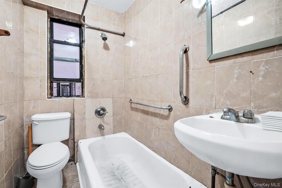 1993 Amsterdam Avenue Unit 31, Manhattan NY 10032