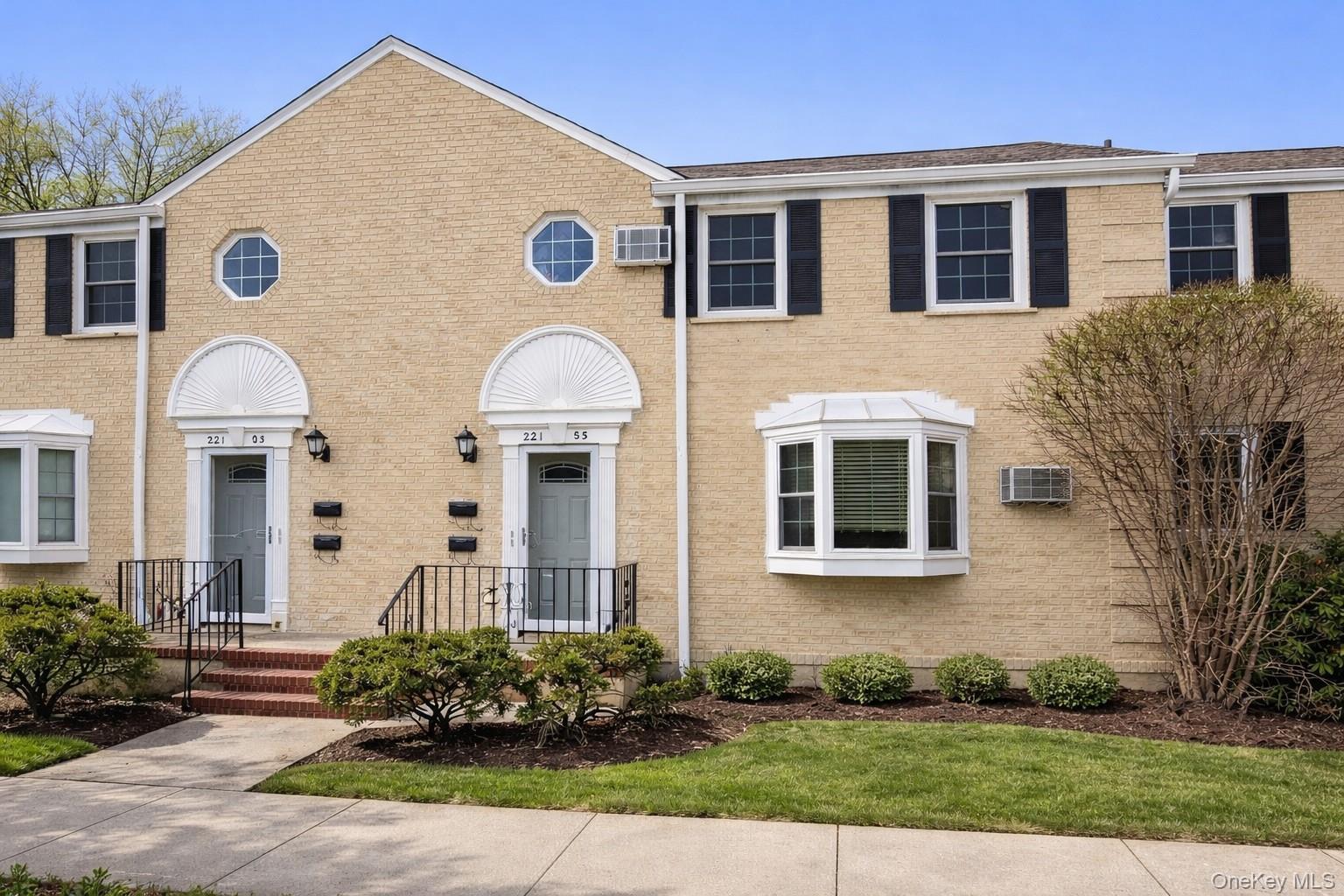 22105 67th Avenue Unit 1A, Oakland Gardens NY 11364