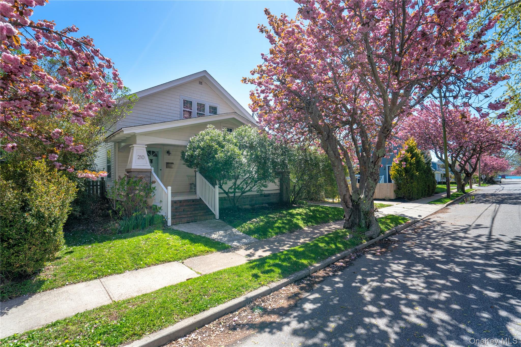 210 5th Street, Greenport NY 11944
