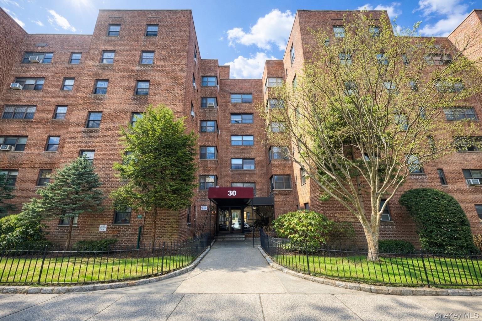 30 Fleetwood Avenue Unit 5G, Mount Vernon NY 10552