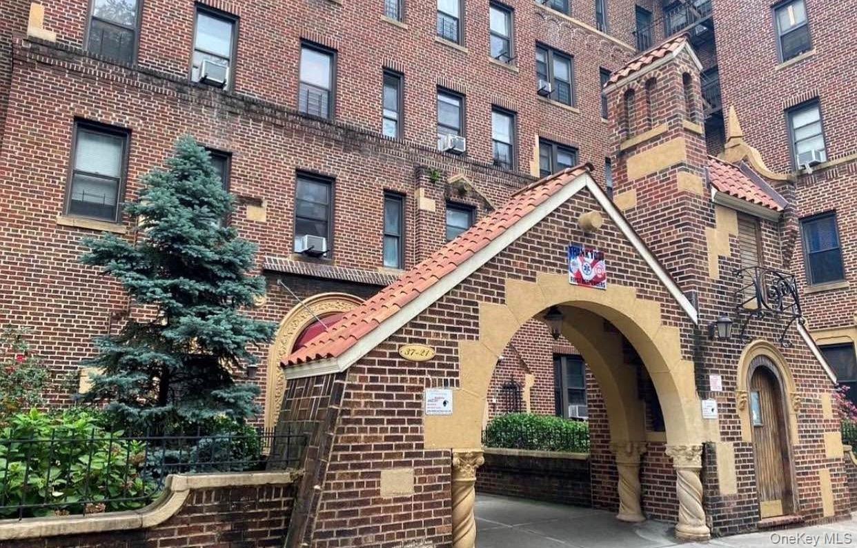37-21 80th Street Unit 2A, Jackson Heights NY 11372