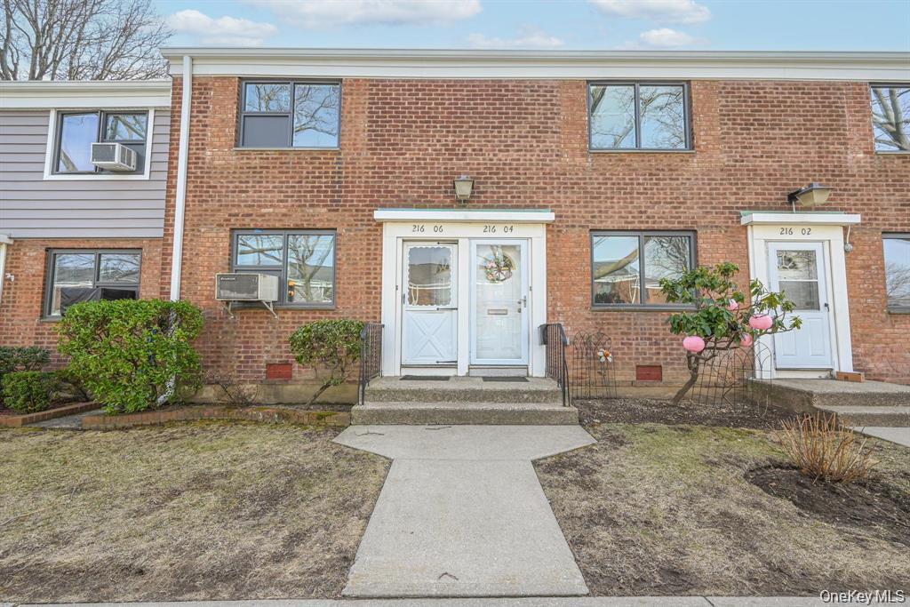 21606 68th Avenue Unit DUPLE, Oakland Gardens NY 11364