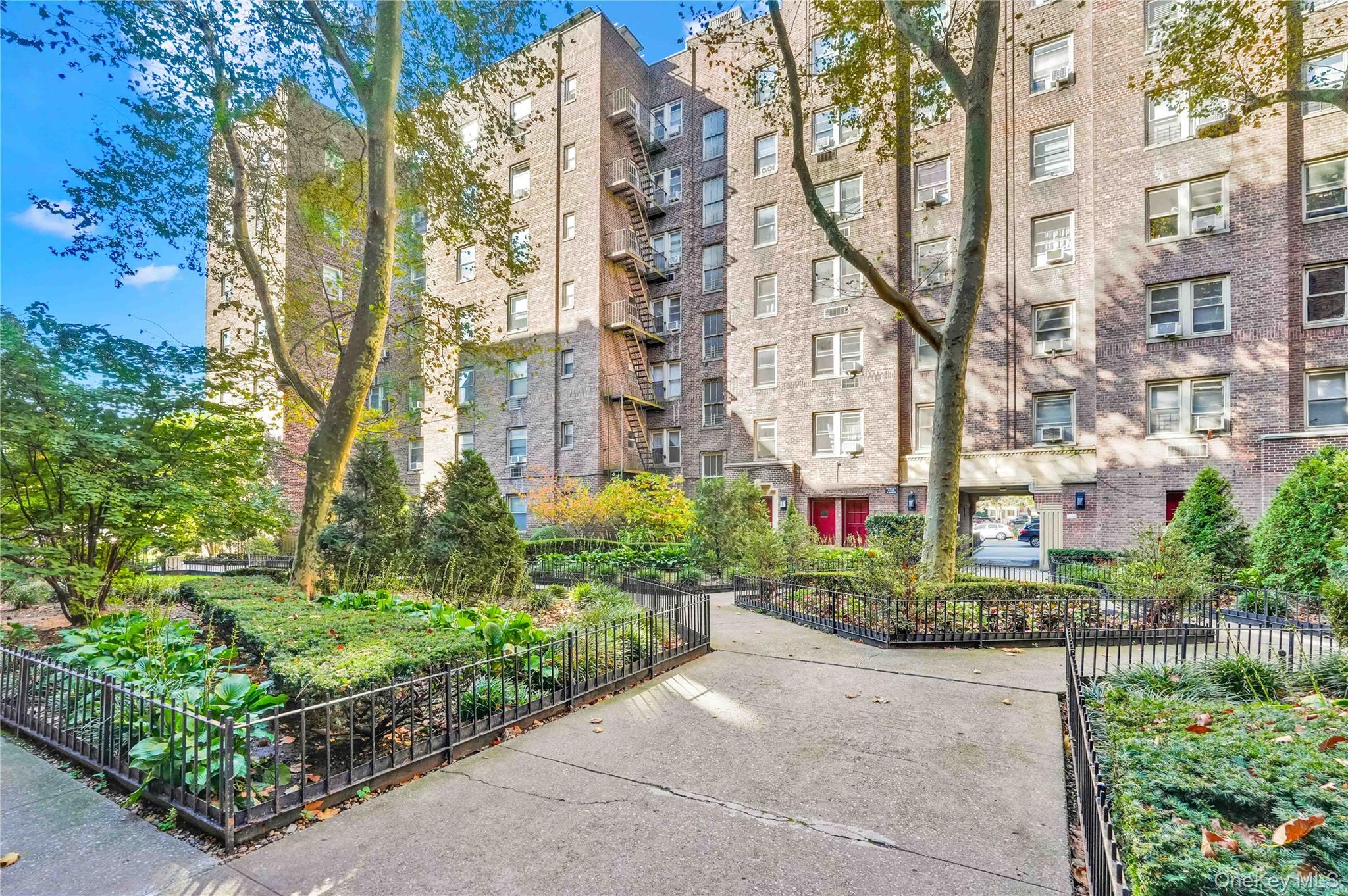 48-50 44th st Unit E4, Sunnyside NY 11377