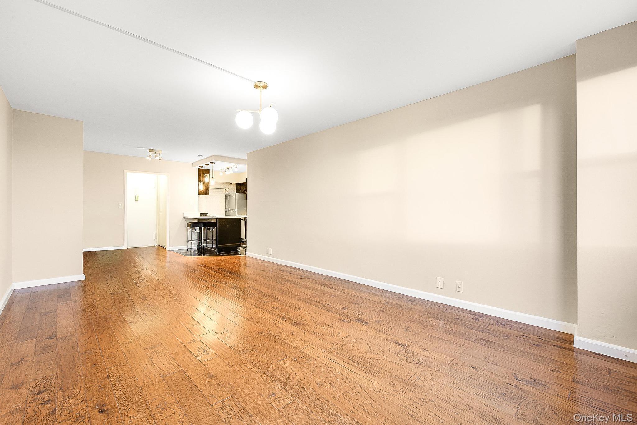 70-25 Yellowstone Boulevard Unit 14O, Forest Hills NY 11375