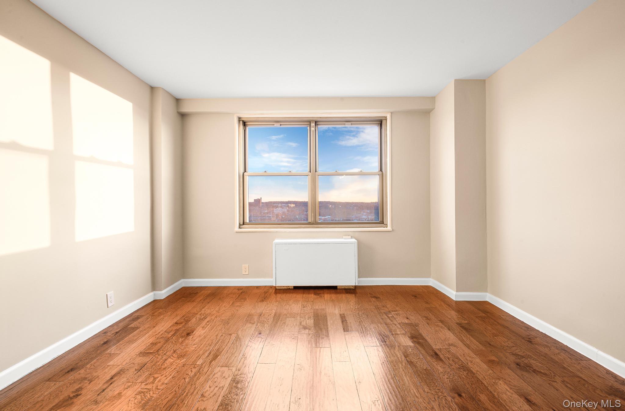 70-25 Yellowstone Boulevard Unit 14O, Forest Hills NY 11375