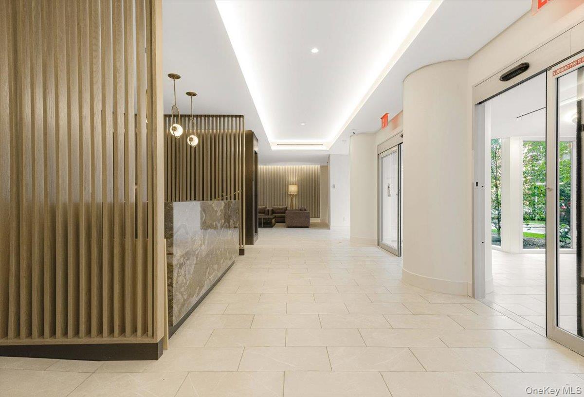 70-25 Yellowstone Boulevard Unit 14O, Forest Hills NY 11375