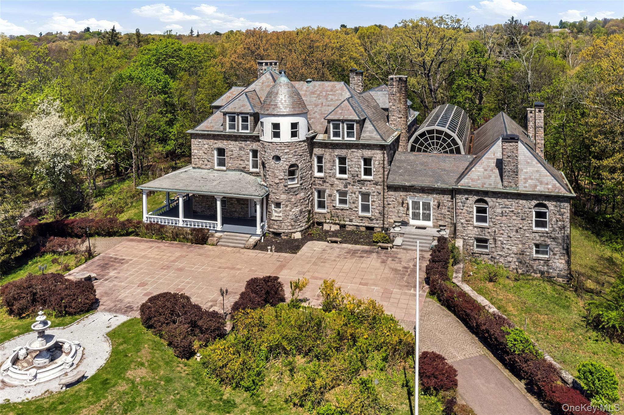 139 Scarborough Road, Briarcliff Manor NY 10510