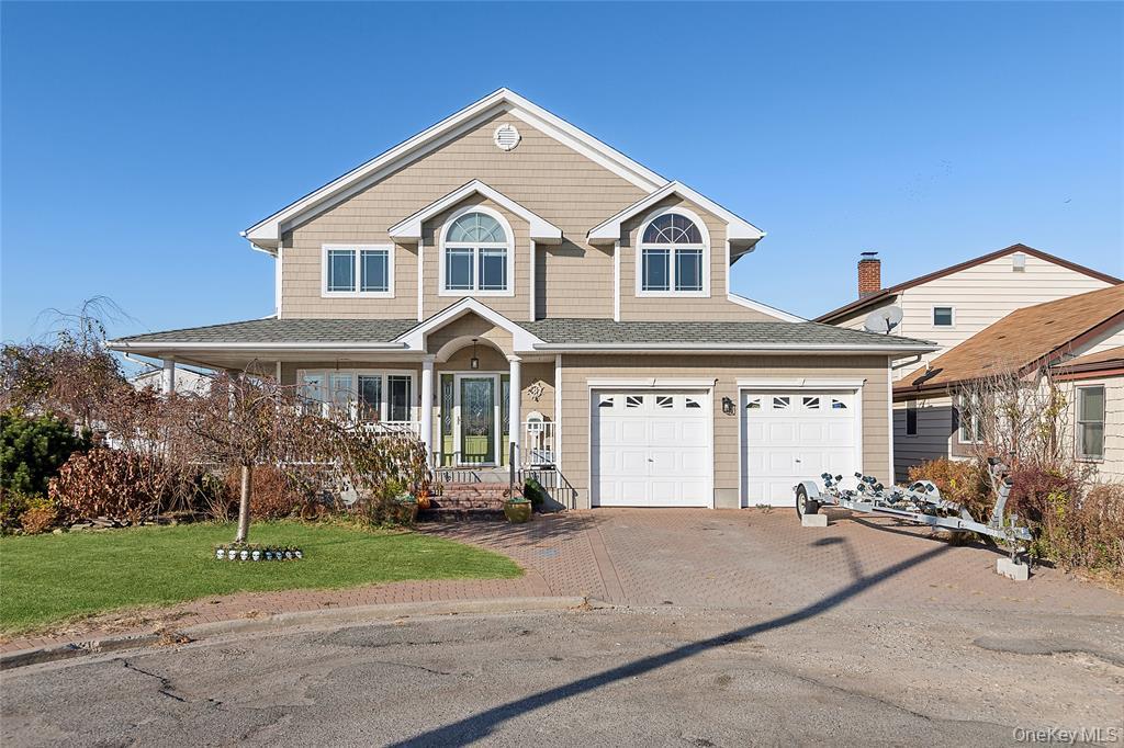 4 Quebec Road, Island Park NY 11558