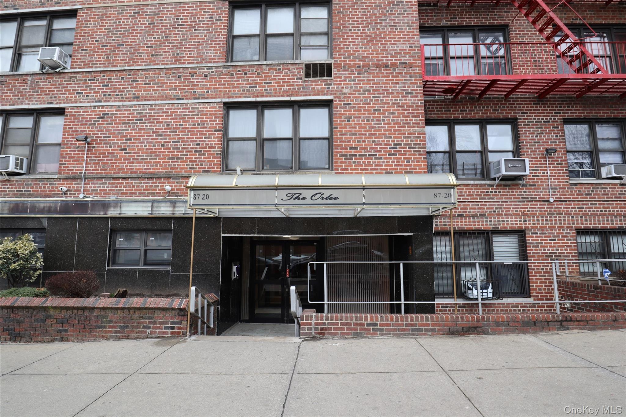 8720 175th Street Unit 3J, Jamaica NY 11432
