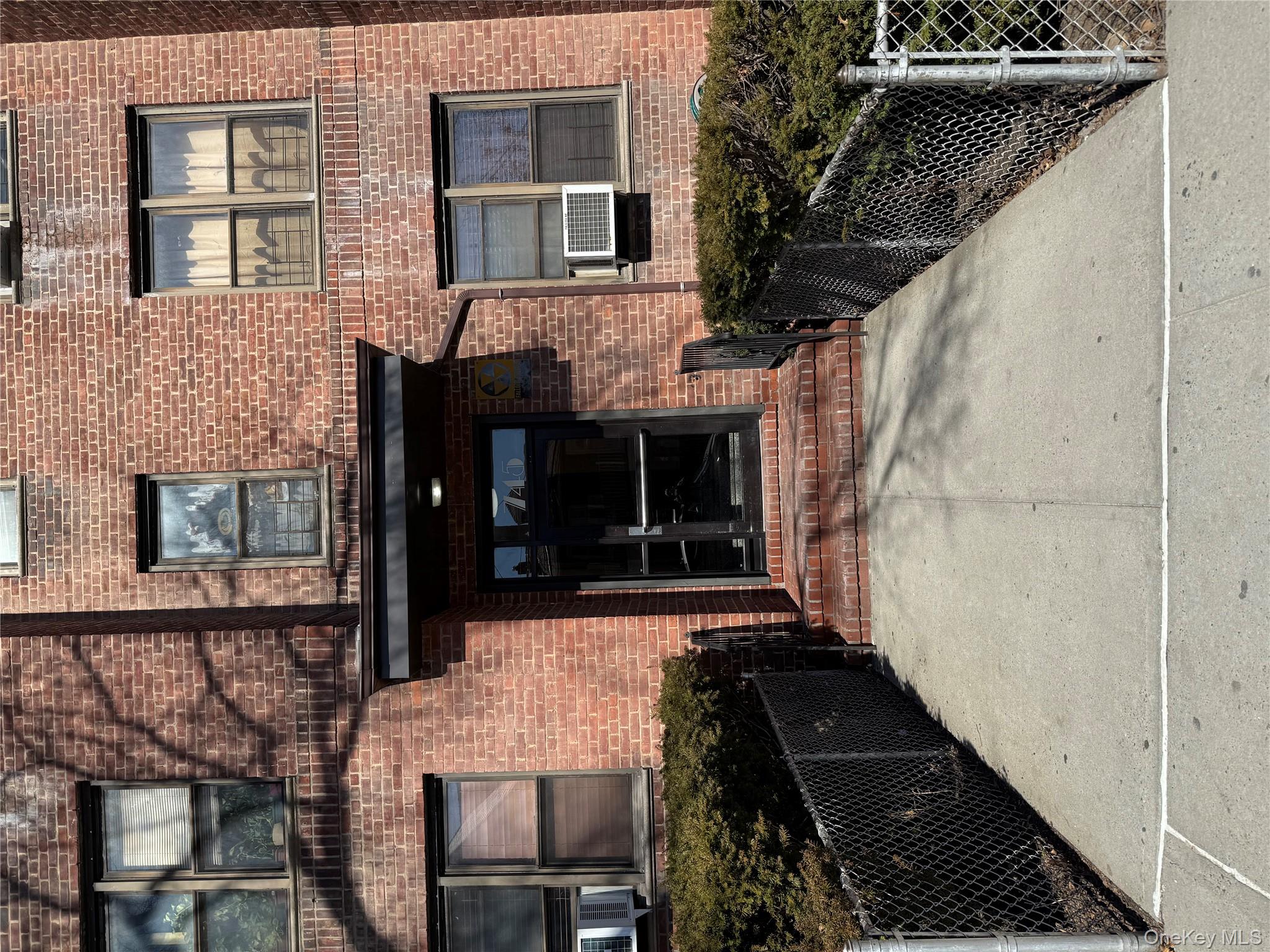 745 E 231st Street Unit 3F, Bronx NY 10466