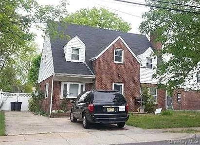 86 W Clinton Avenue, Roosevelt NY 11575