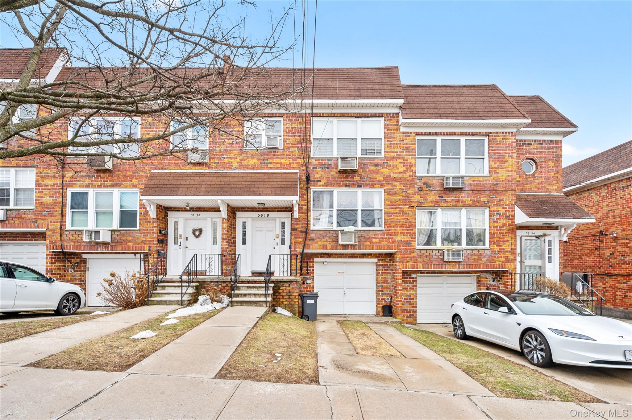 56-18 Cloverdale Boulevard, Bayside NY 11364