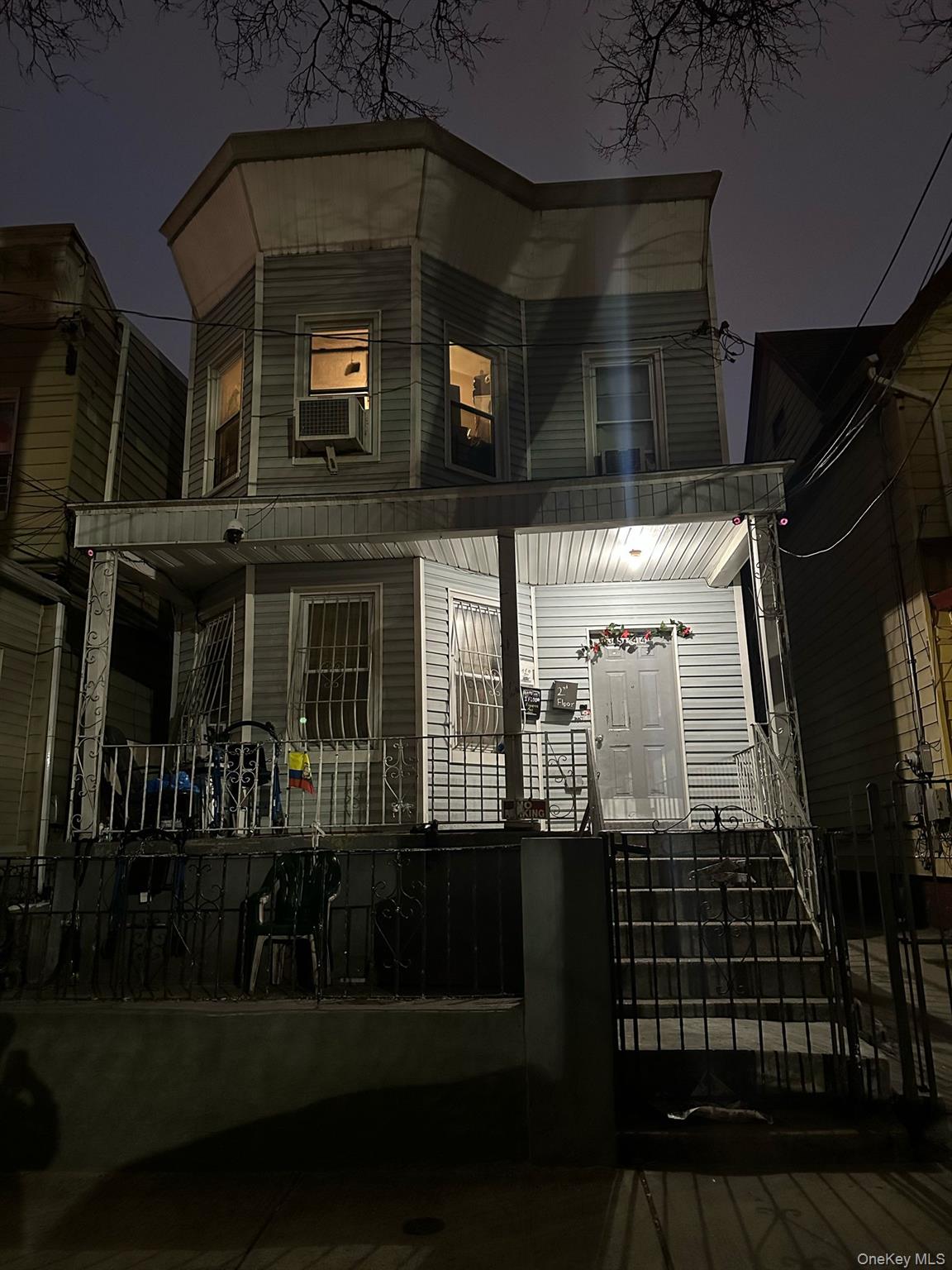 35-44 100 st. street, Corona NY 11368