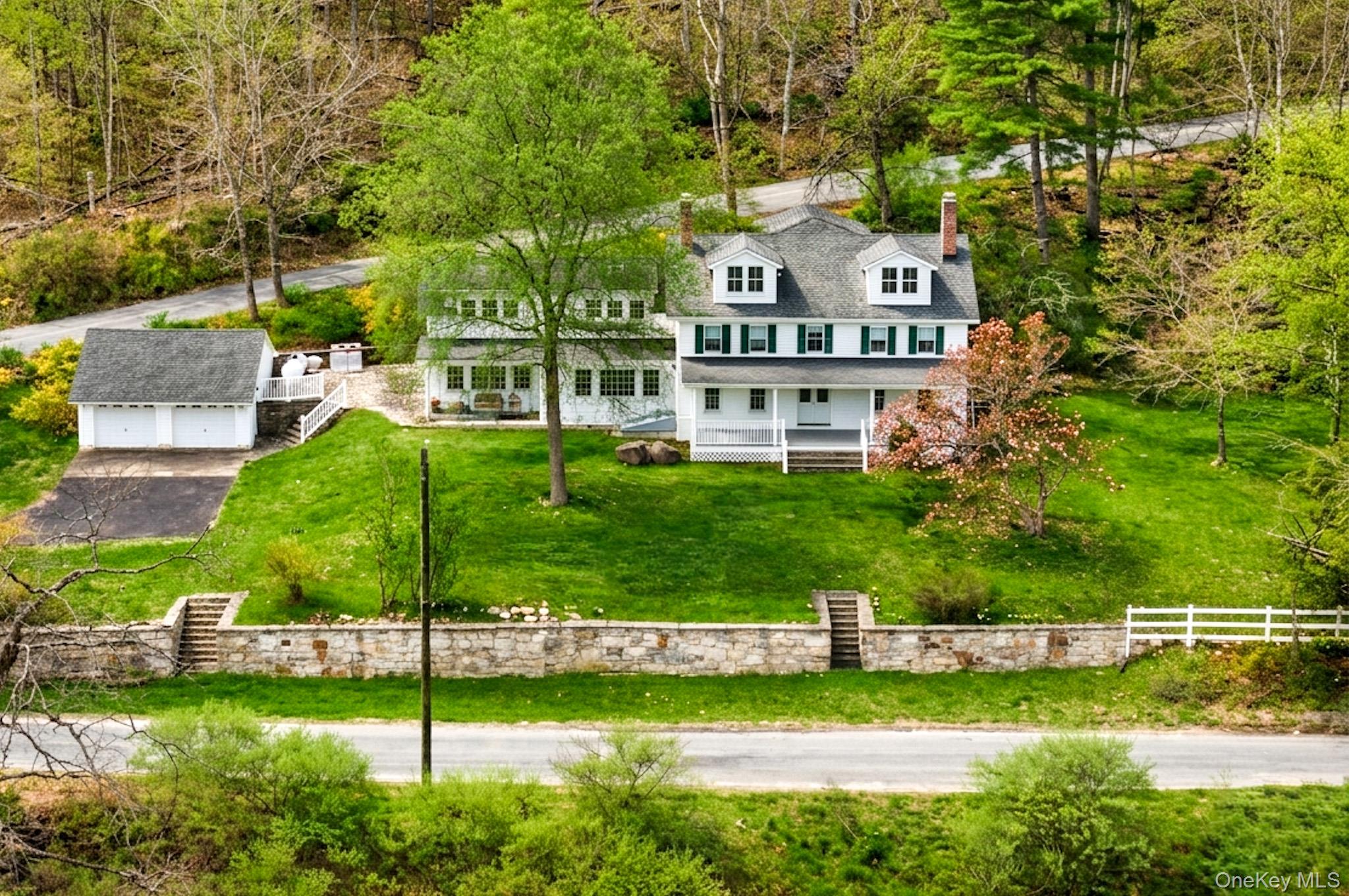 669 Mountain Road, Middletown NY 10940