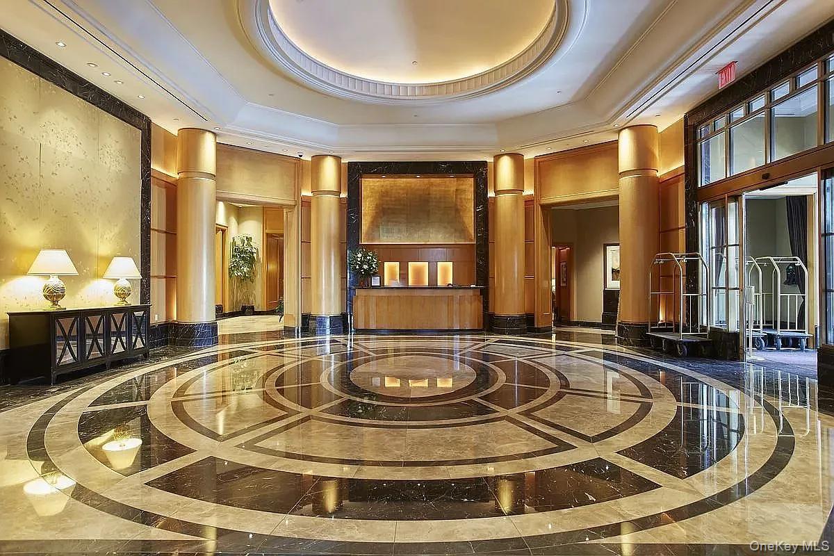 220 Riverside Boulevard Unit 19L, Manhattan NY 10069