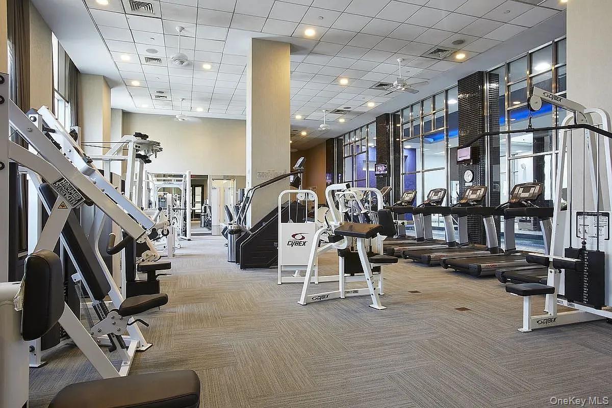 220 Riverside Boulevard Unit 19L, Manhattan NY 10069