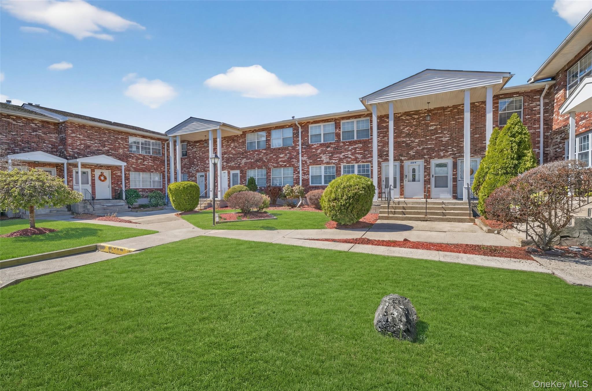 276 Temple Hill Road Unit 2414, New Windsor NY 12553