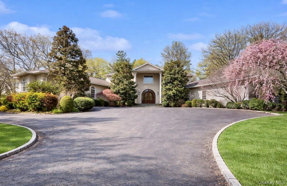 406 Duck Pond, Locust Valley NY 11560