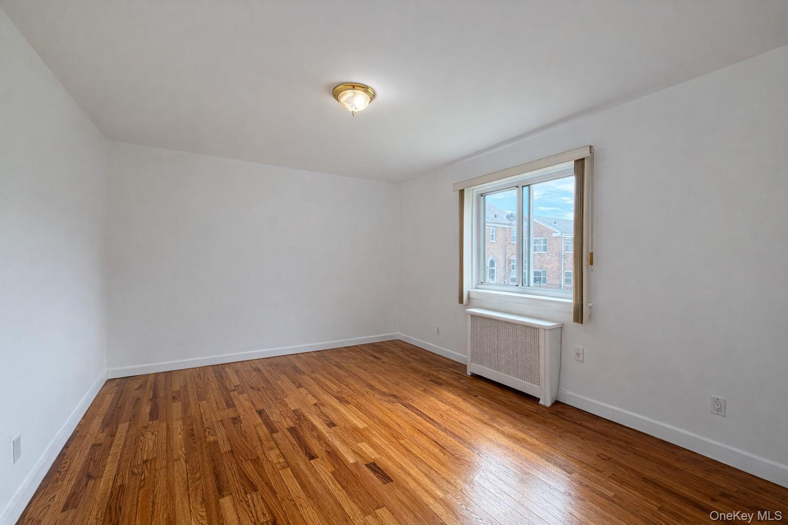 260-11 Langstone Avenue Unit GV118E5-1, Glen Oaks NY 11004
