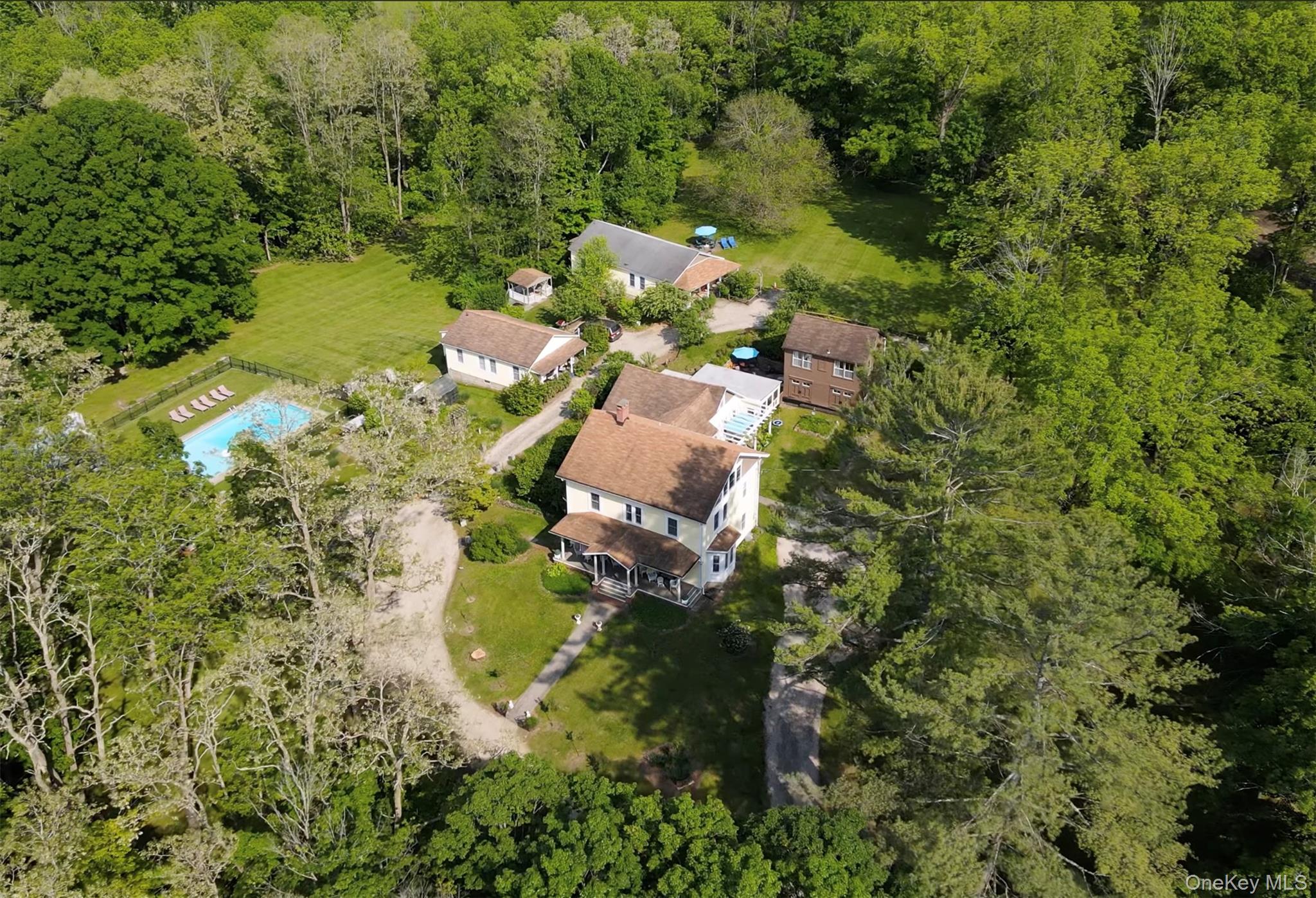 18 Stagecoach Lane, Amenia NY 12501
