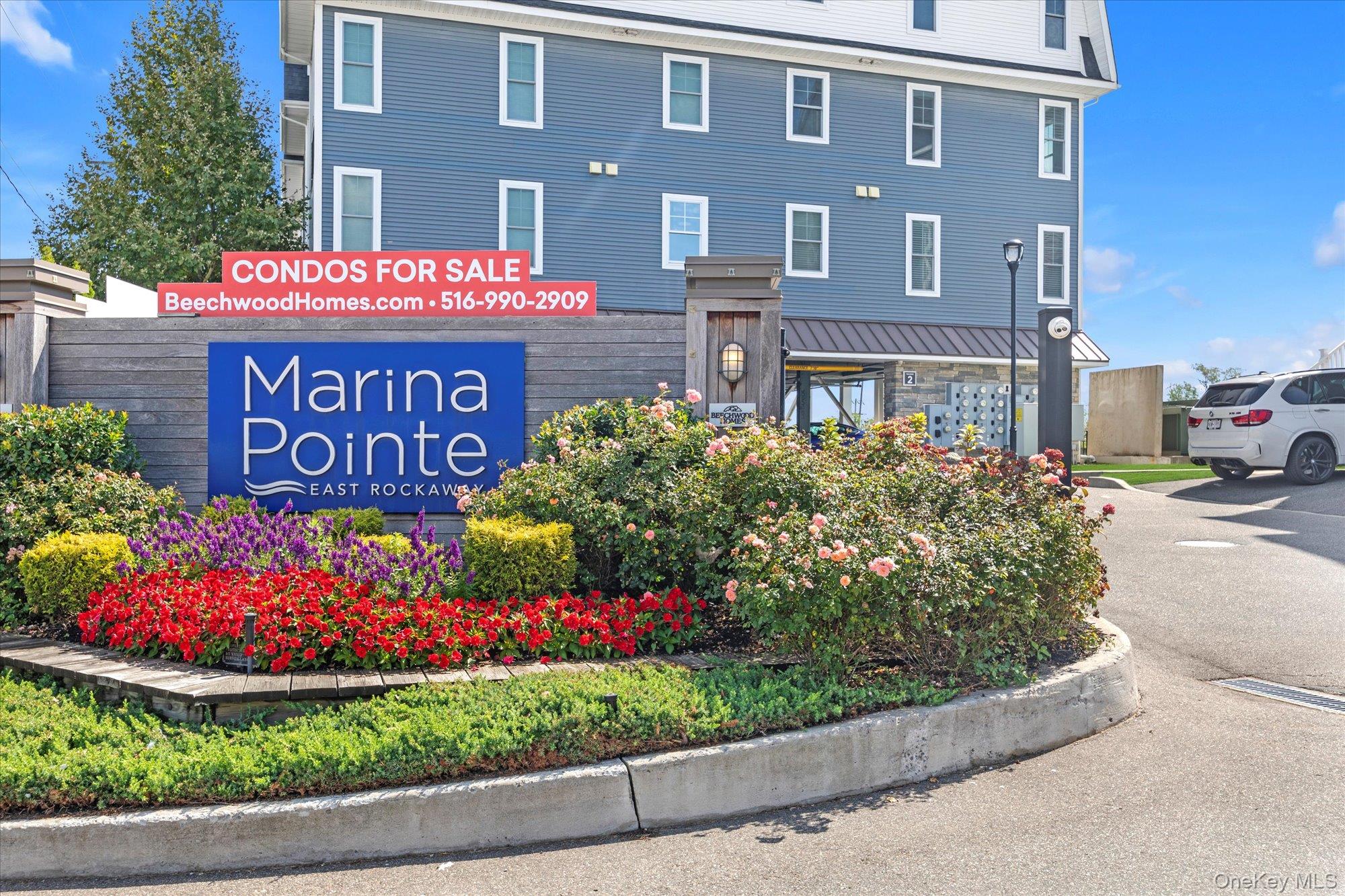 214 Marina Pointe Drive Unit 214, East Rockaway NY 11518