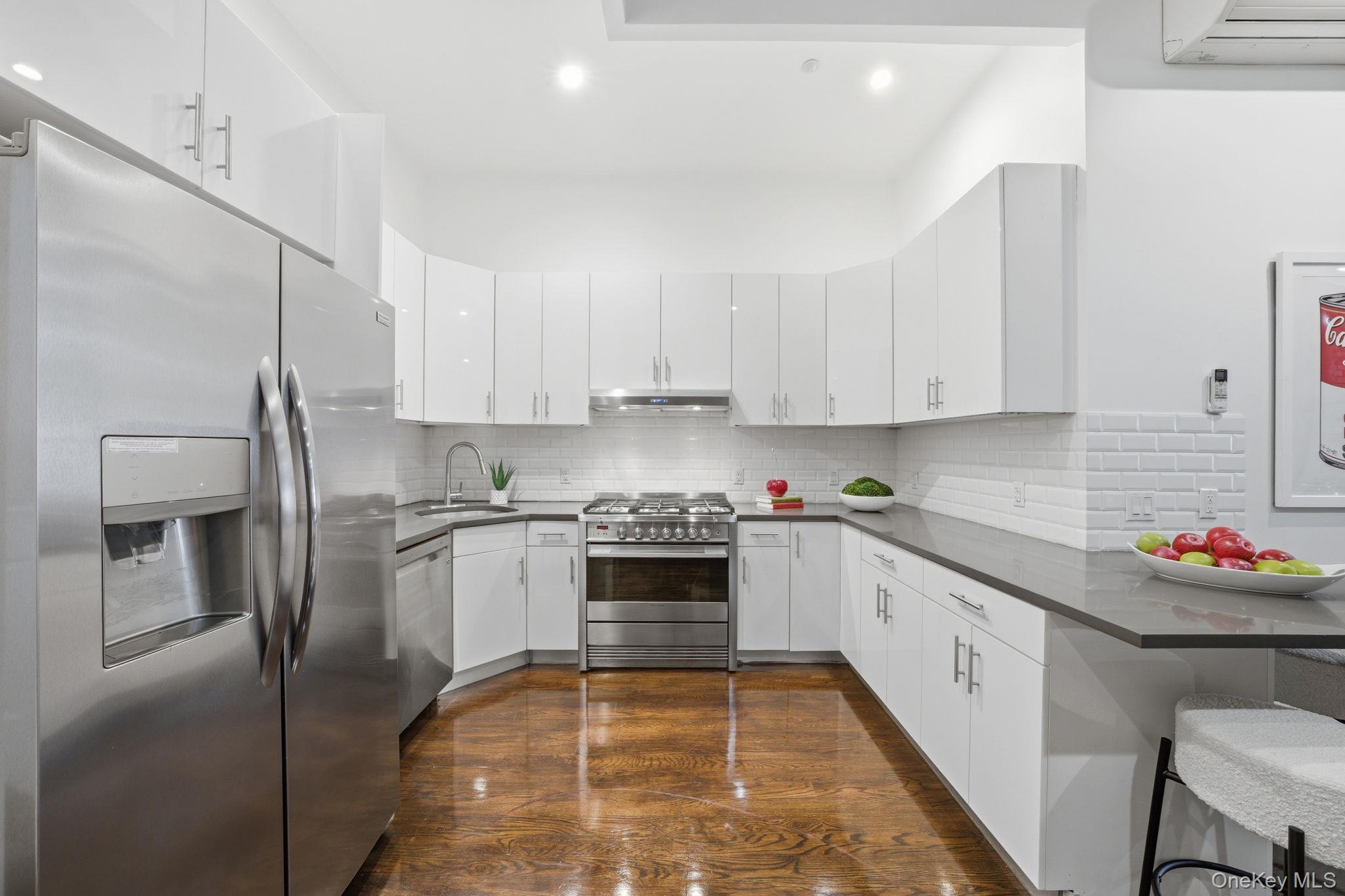 236 W 112th Street Unit 1, Manhattan NY 10026