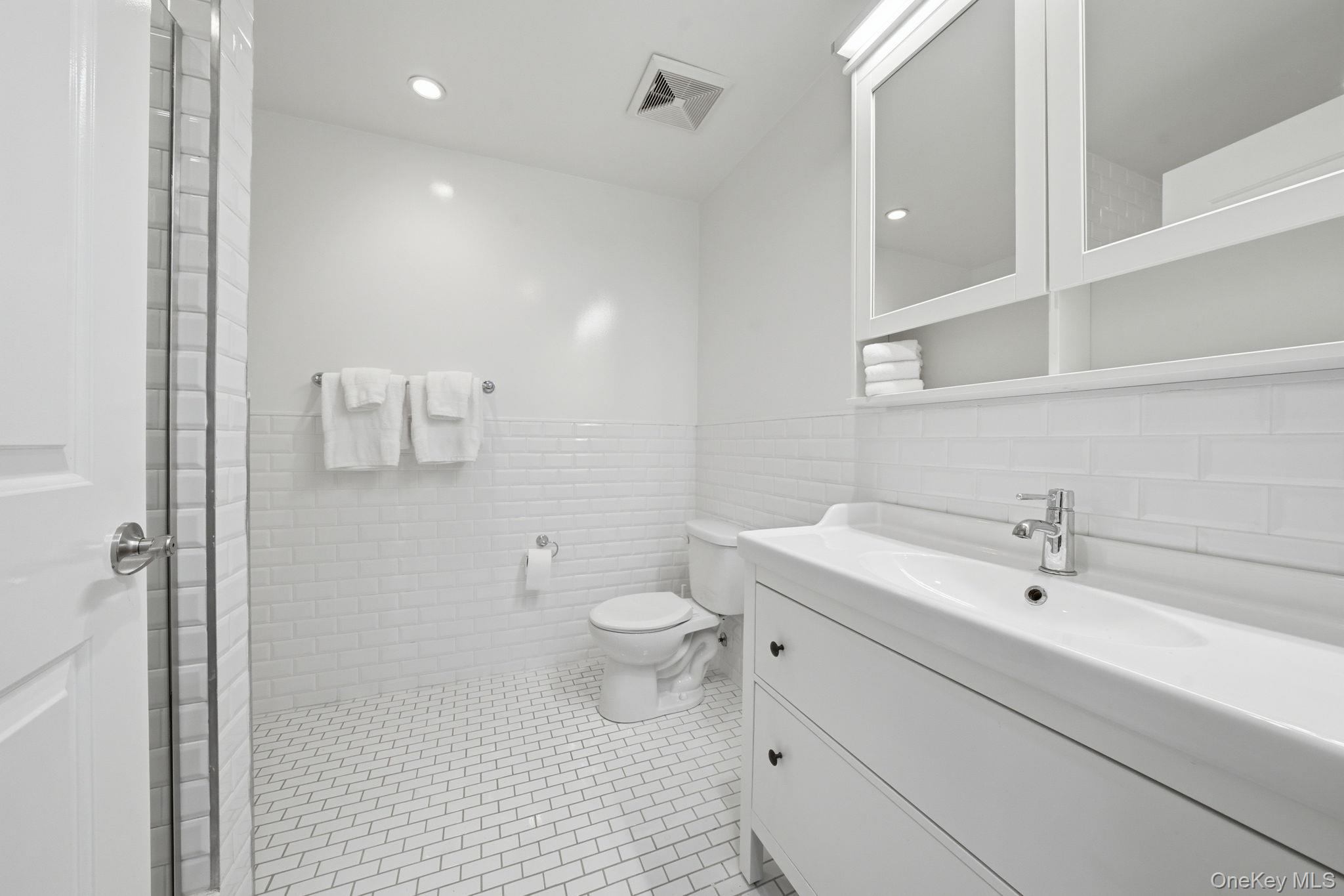 236 W 112th Street Unit 1, Manhattan NY 10026