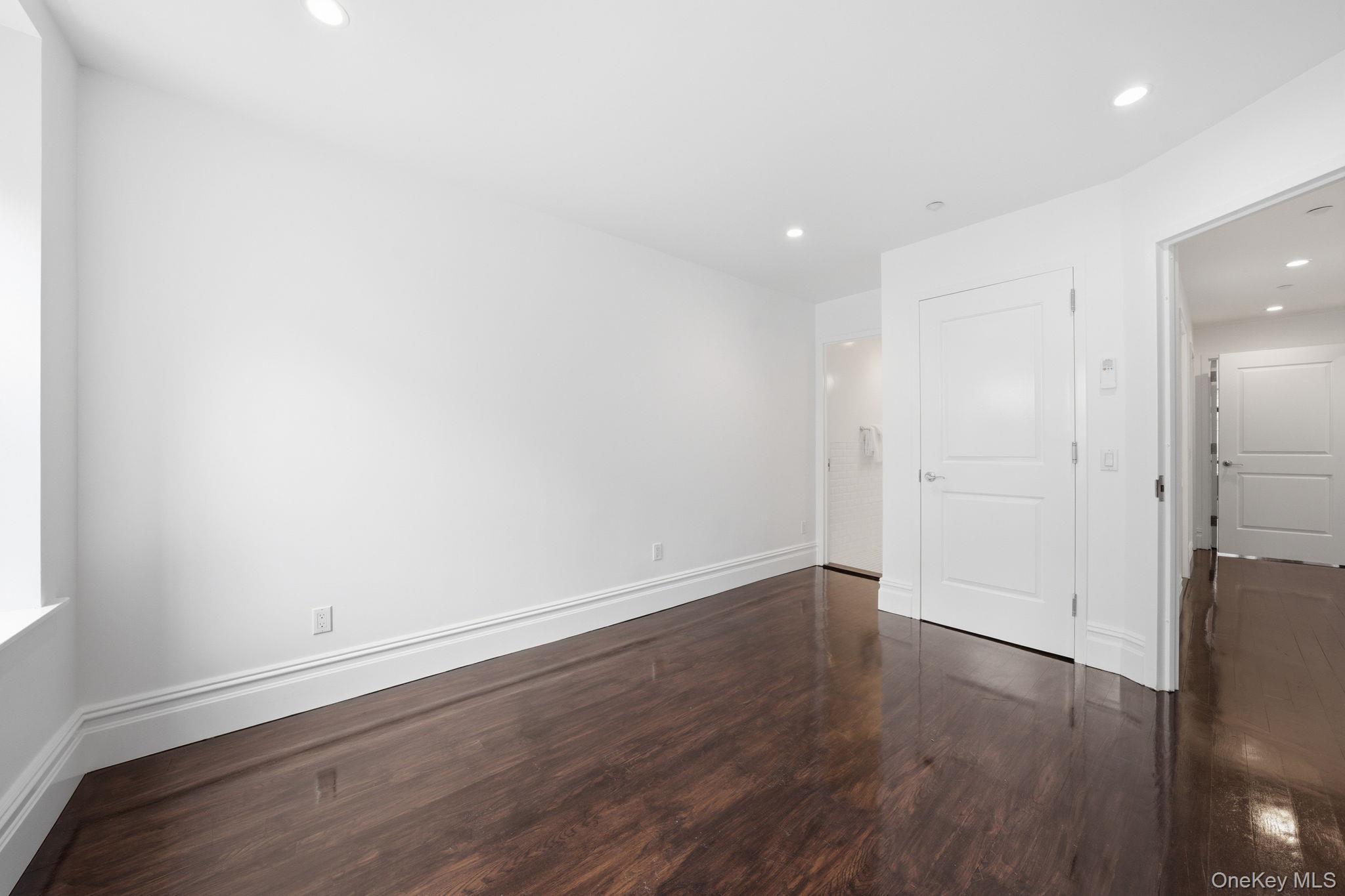 236 W 112th Street Unit 1, Manhattan NY 10026