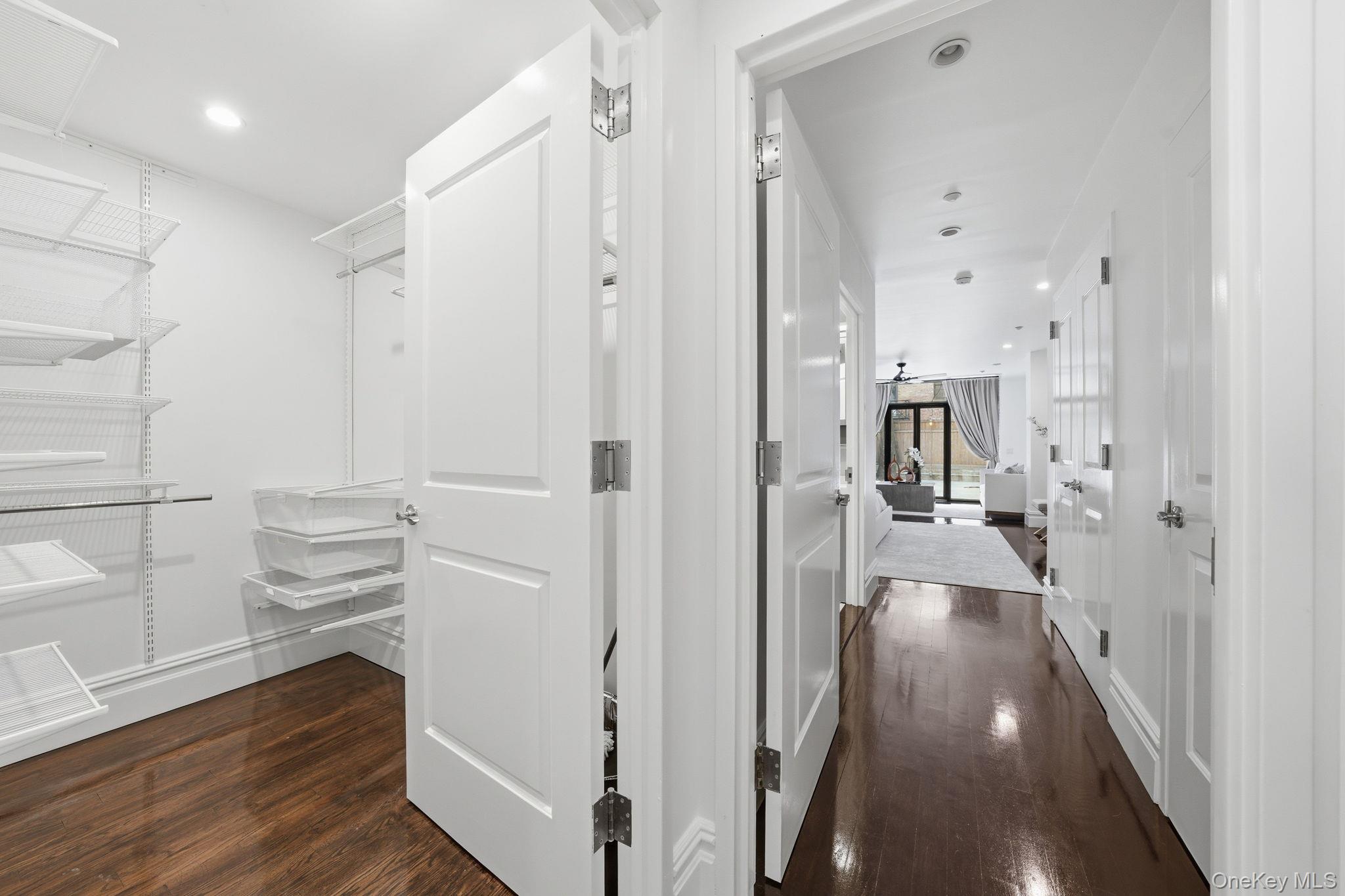 236 W 112th Street Unit 1, Manhattan NY 10026