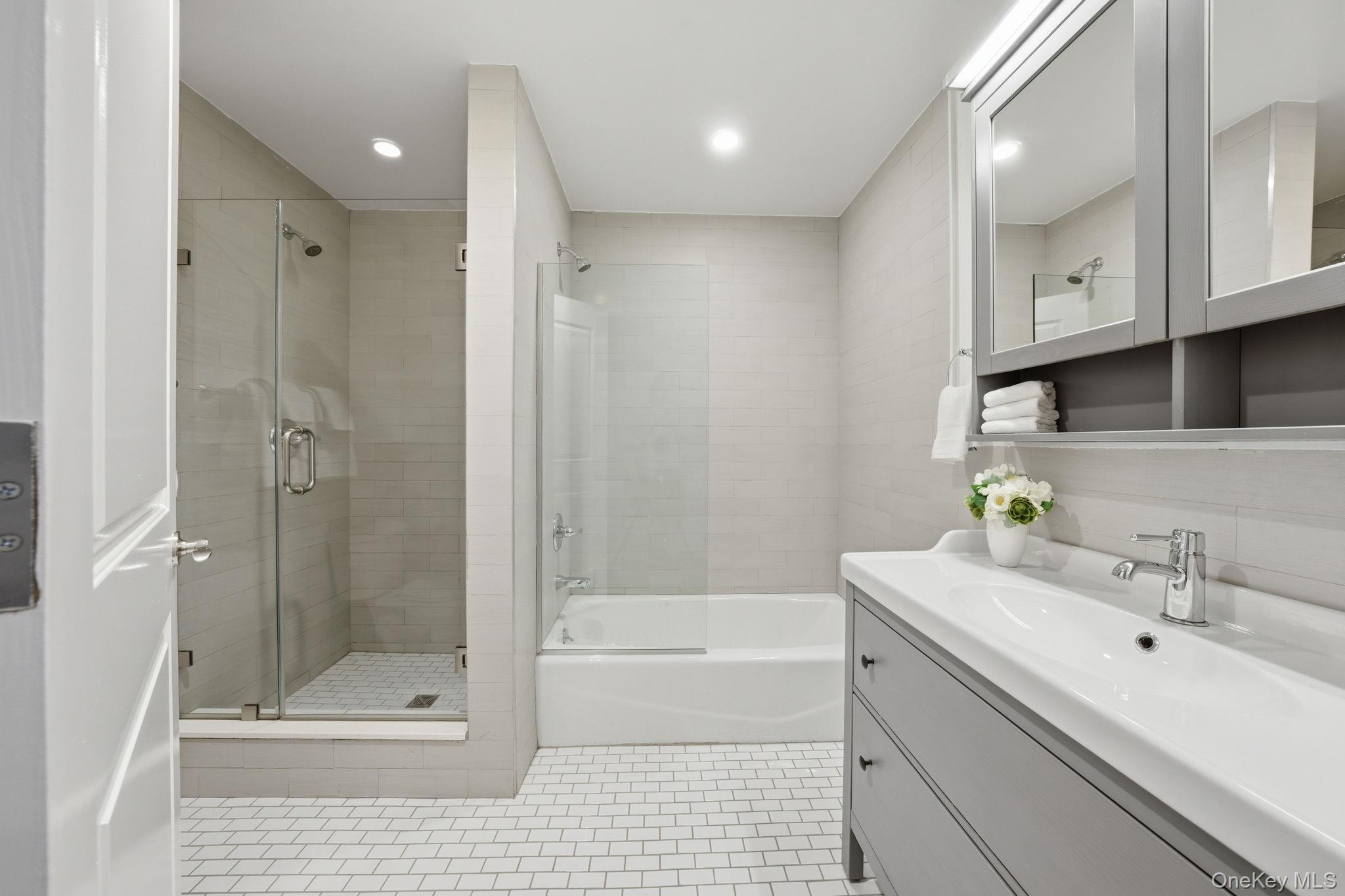 236 W 112th Street Unit 1, Manhattan NY 10026
