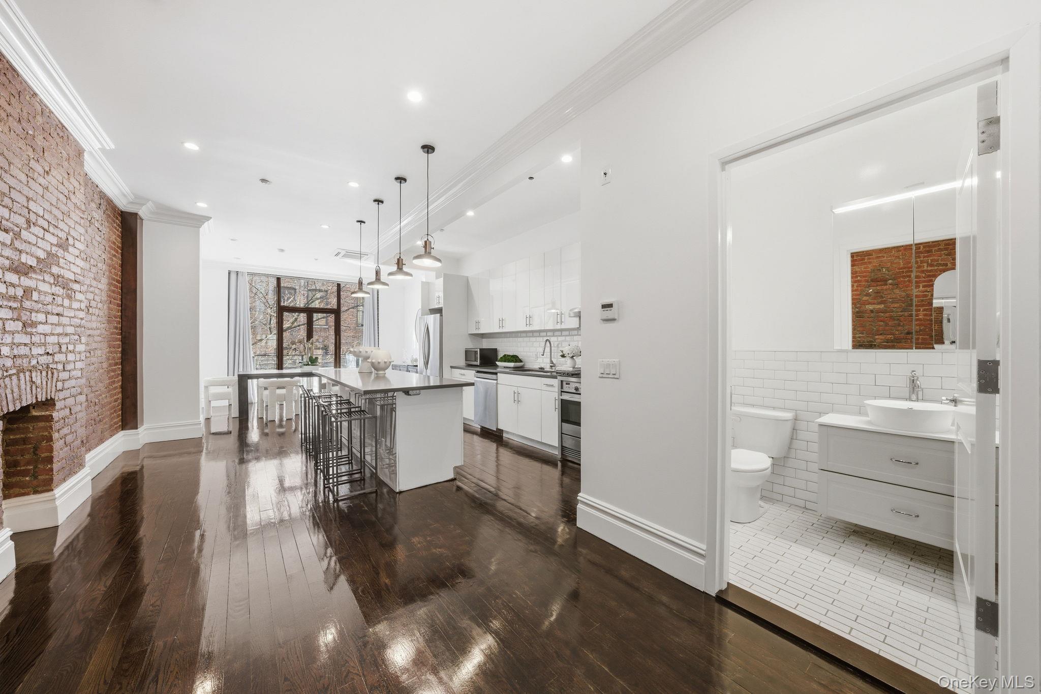 236 W 112th Street Unit 2, Manhattan NY 10026