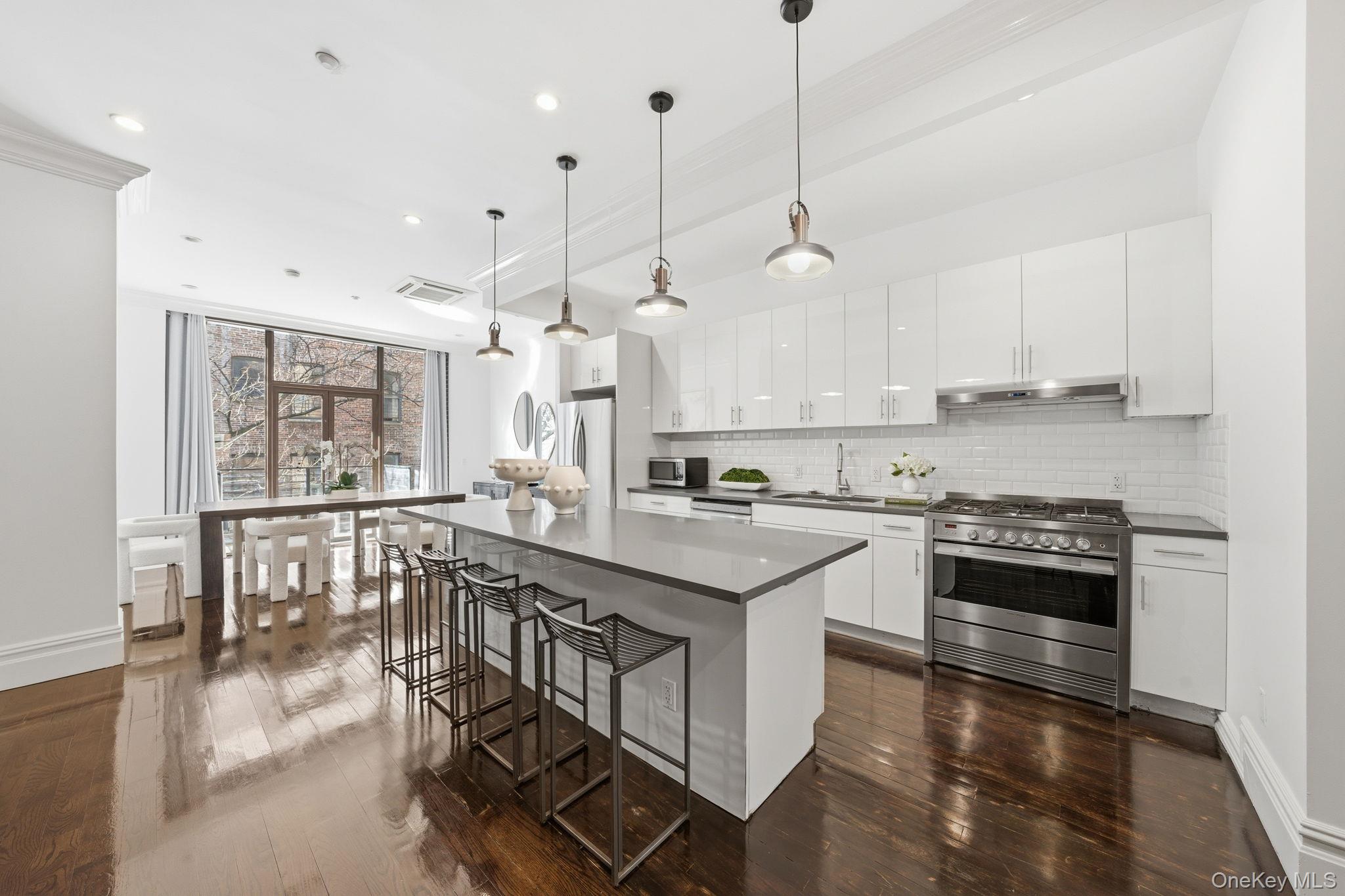 236 W 112th Street Unit 2, Manhattan NY 10026