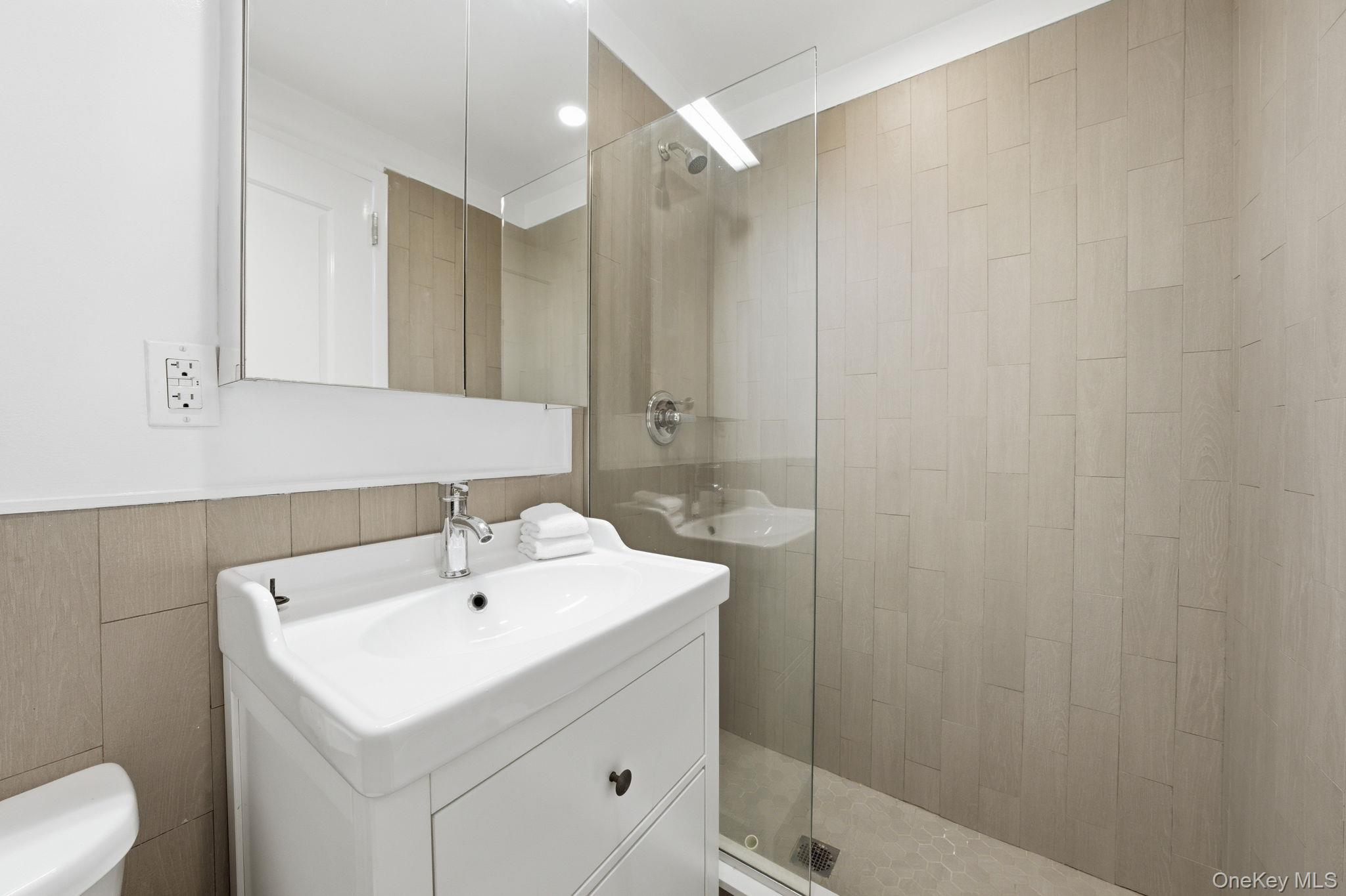 236 W 112th Street Unit 2, Manhattan NY 10026