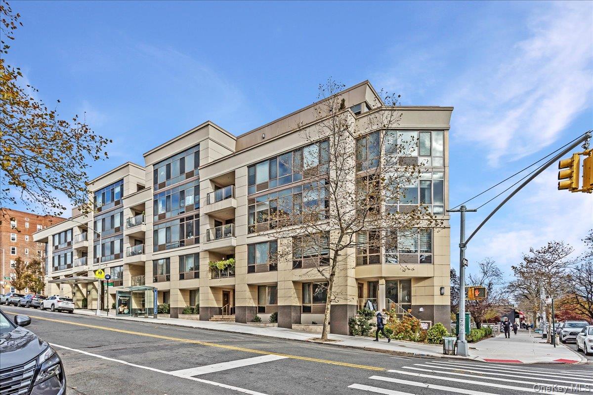 6405 Yellowstone Boulevard Unit 207, Forest Hills NY 11375