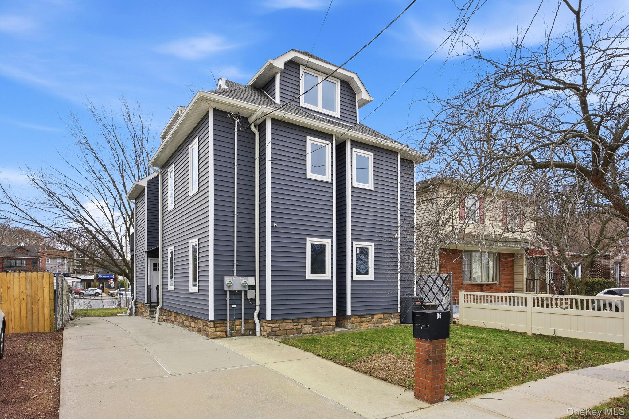 96 Coale, Staten Island NY 10314