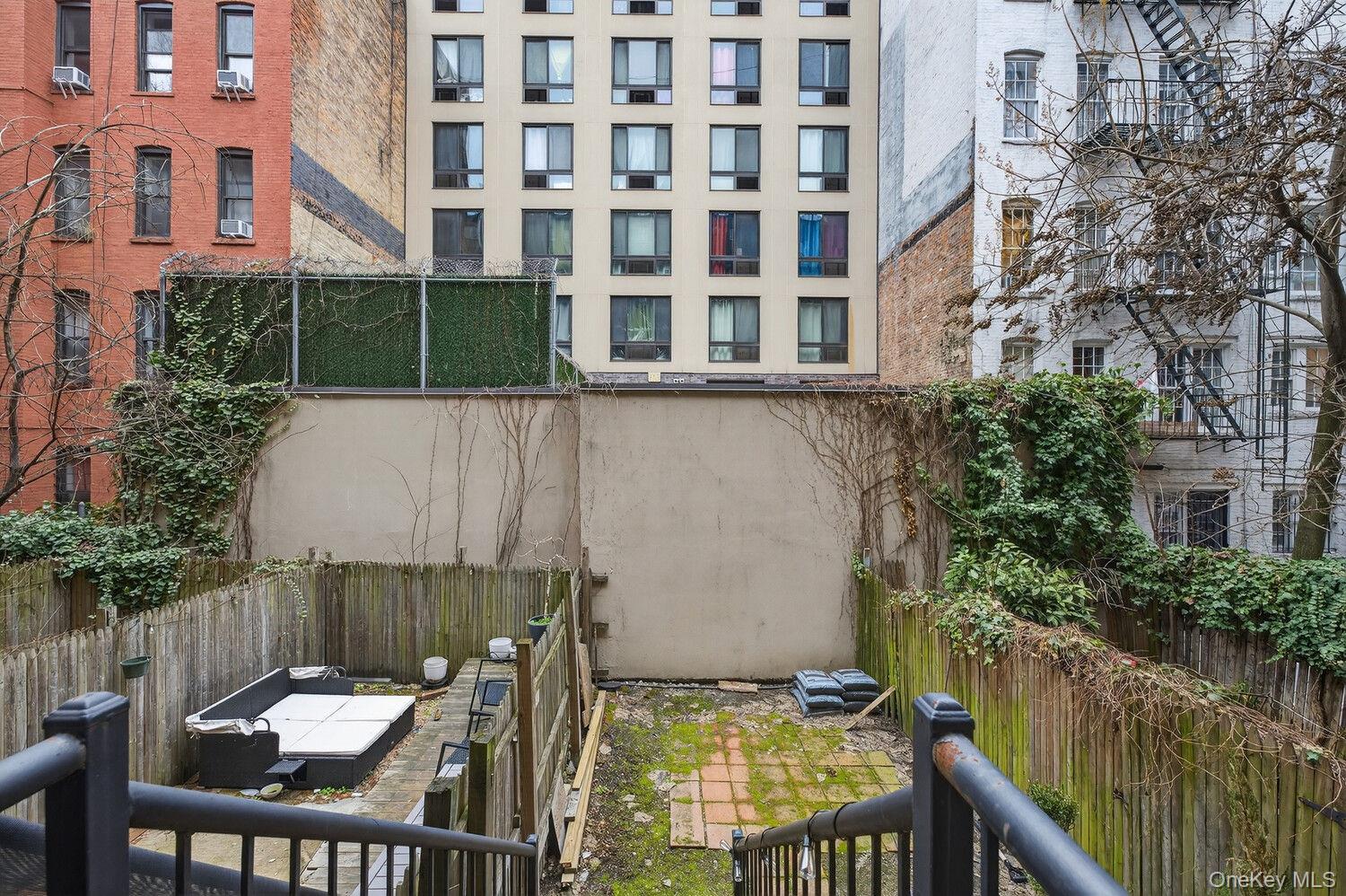 319 90TH Street Unit 1, Manhattan NY 10128