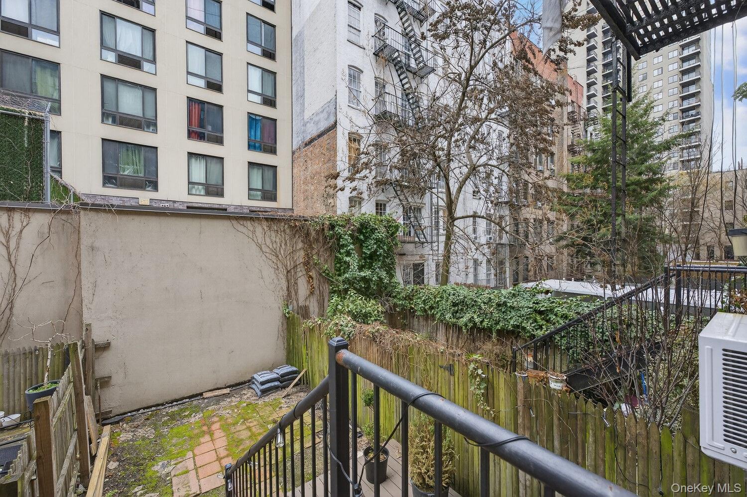 319 90TH Street Unit 1, Manhattan NY 10128
