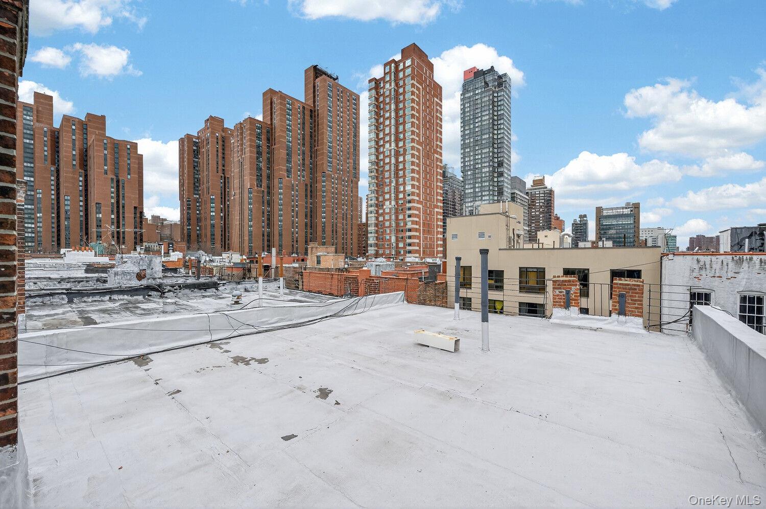 319 90TH Street Unit 1, Manhattan NY 10128