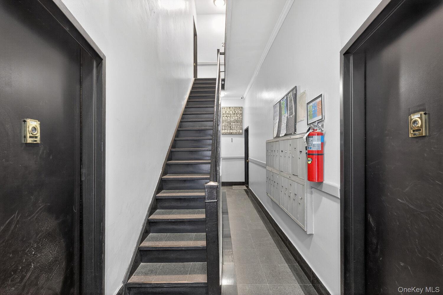 319 90TH Street Unit 1, Manhattan NY 10128