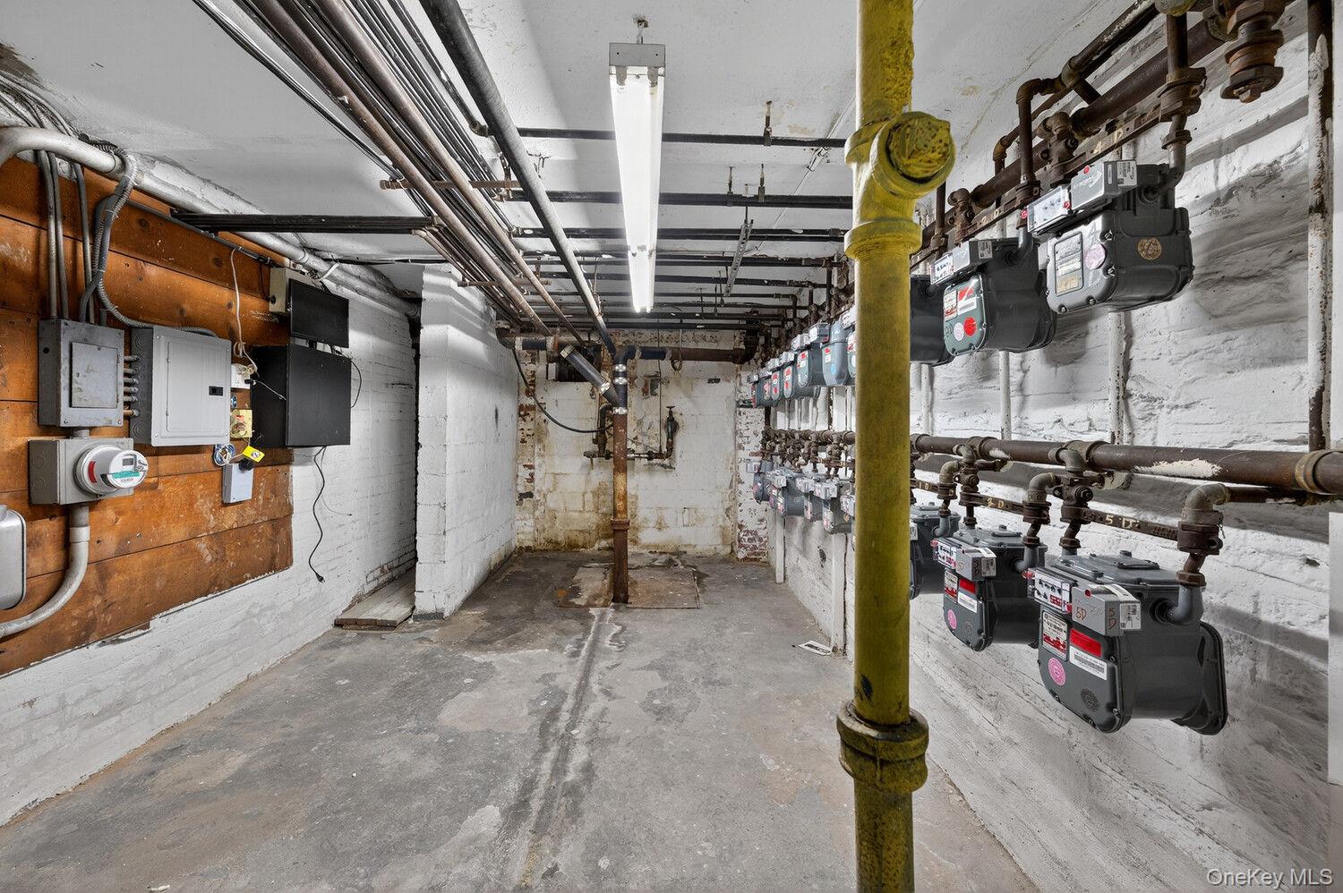 319 90TH Street Unit 1, Manhattan NY 10128