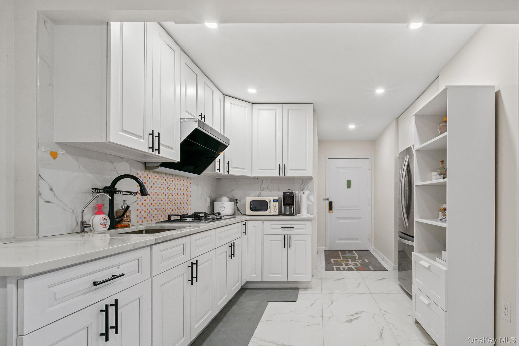 3720 Prince Street Unit 11B, Flushing NY 11354