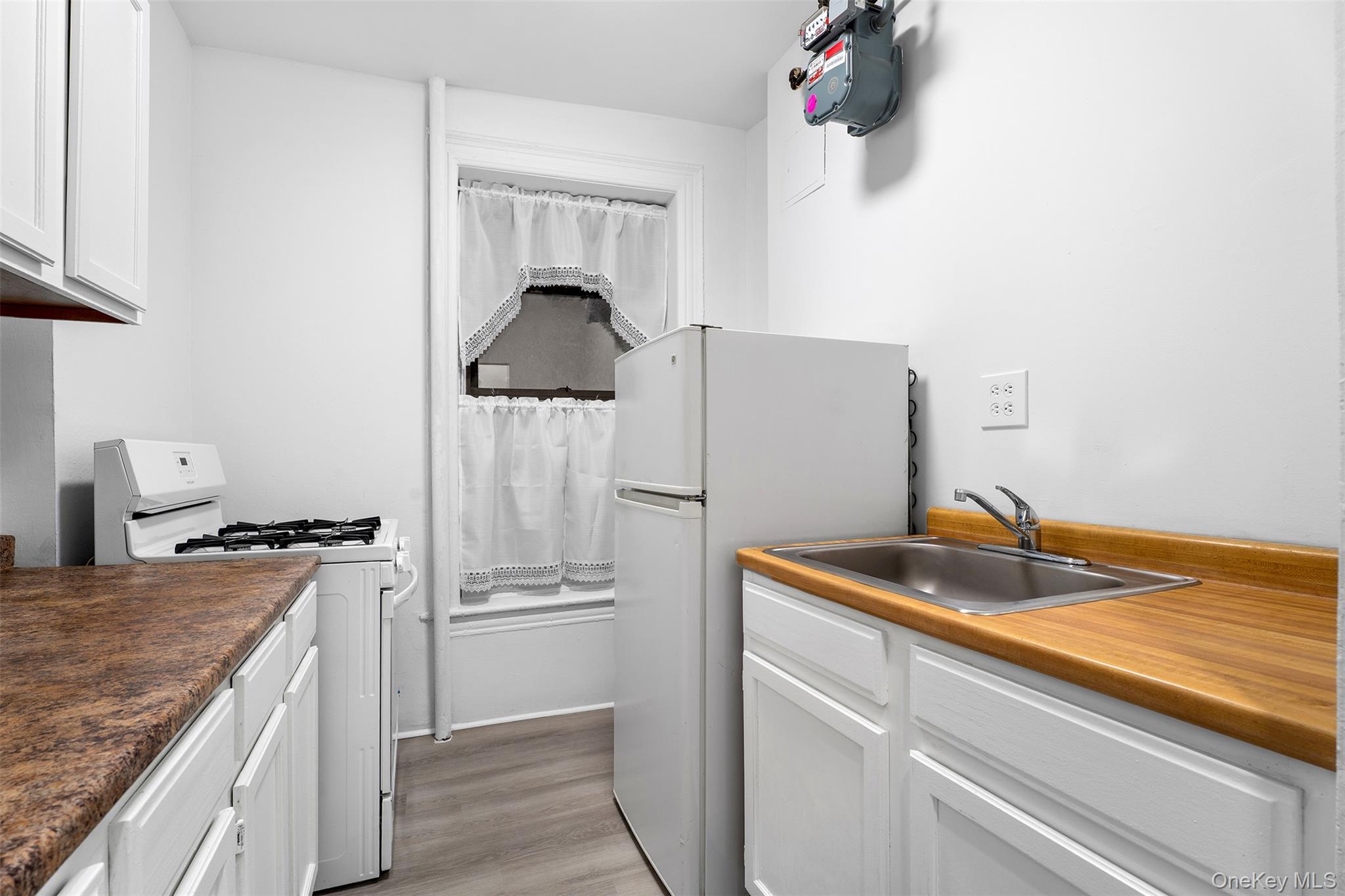246 E 51st Street Unit 8, Manhattan NY 10022