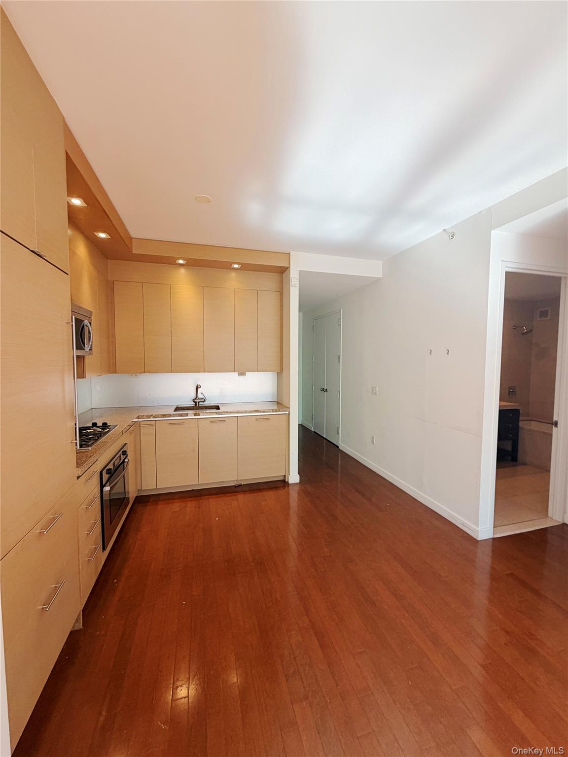 1600 Broadway Unit 7E, Manhattan NY 10019