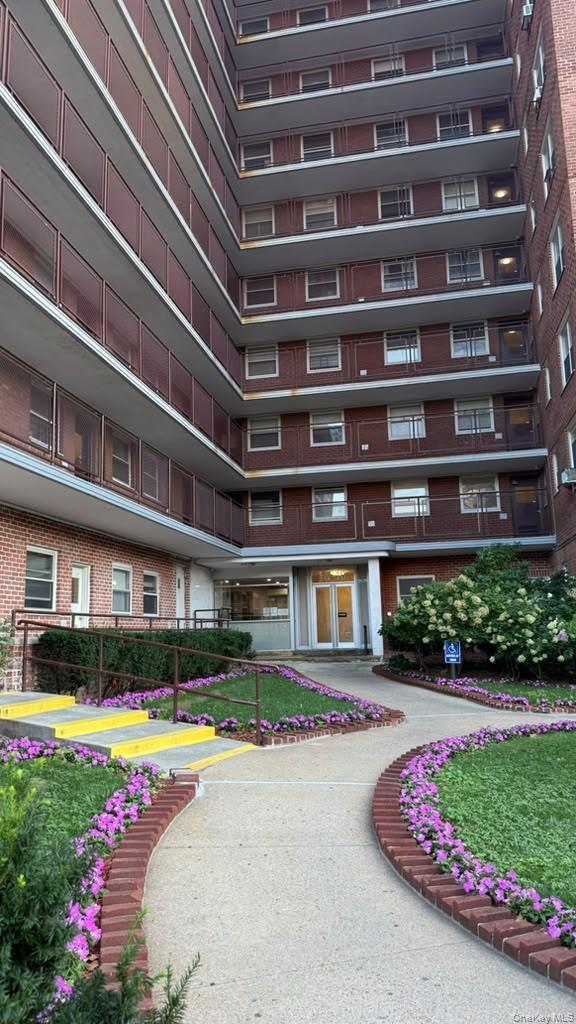9710 62nd Drive Unit 5E, Rego Park NY 11374